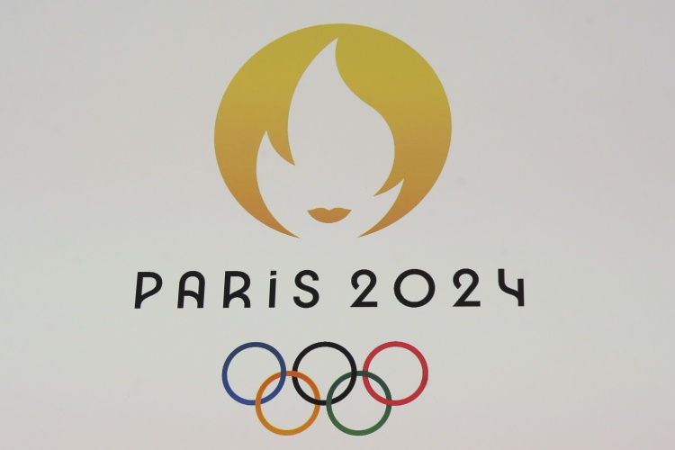 2024年奥运会正式开幕巴黎体育代表团405名运动员参赛