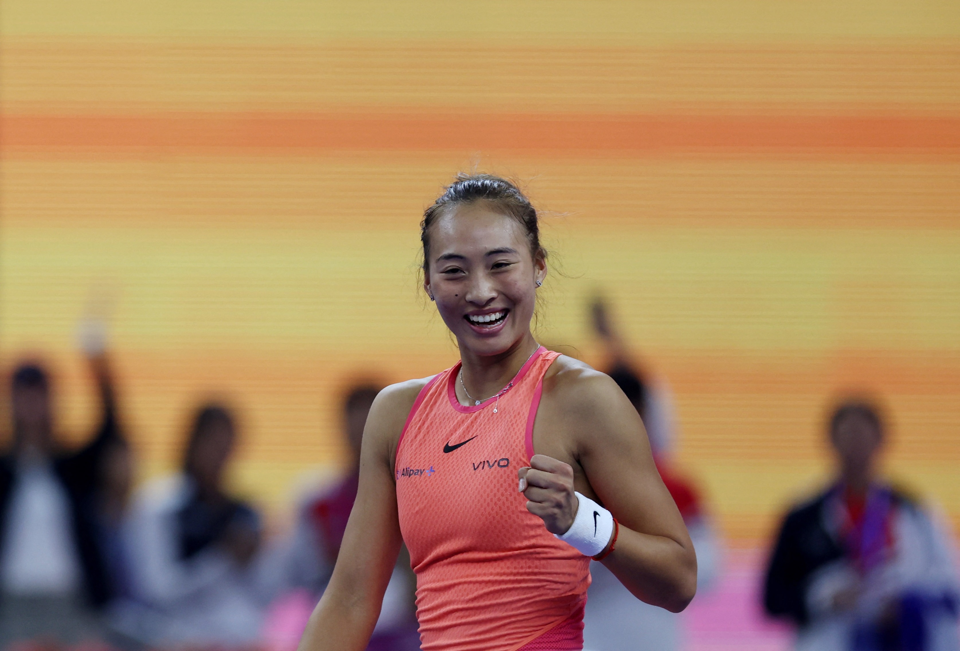 郑钦文现身WTA500东京赛前新闻发布会：我会努力享受比赛